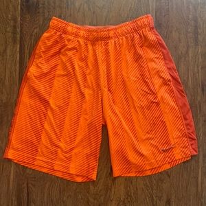 Men’s Nike drifit shorts